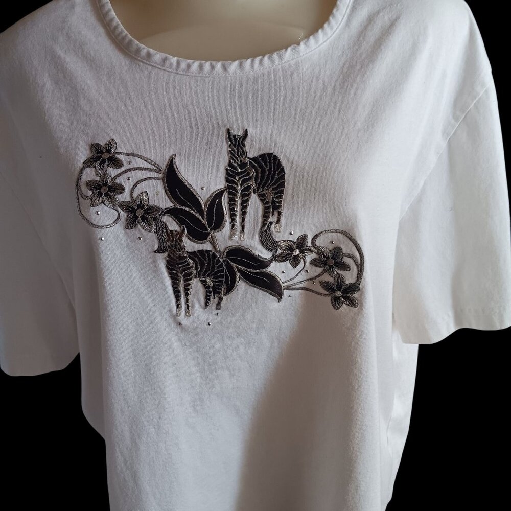 Vintage Womens T-shirt Zebra 1X 1990's C.S.T. Padded Shoulders Mom Top White